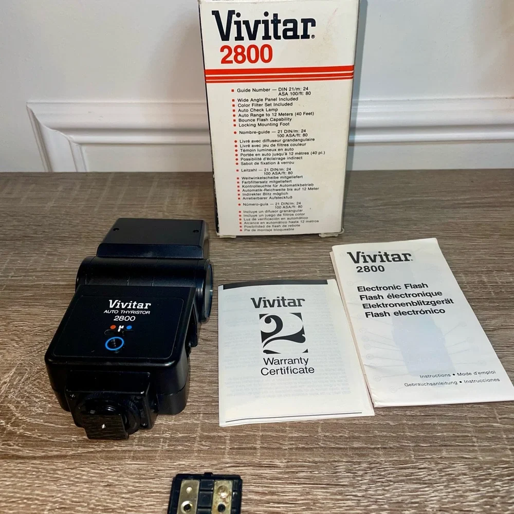 Vivitar 2800 Camera Flash Auto Thyristor 35mm Made In Japan-UnTested…(#17)